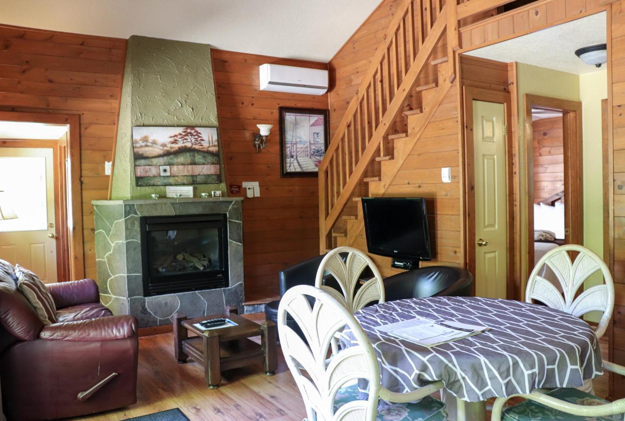 La Bannik Villa Ville-Marie Ngoại thất bức ảnh
